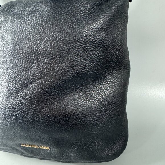 Michael Michael Kors Black Leather Bucket Shoulder Bag - Picture 3 of 15